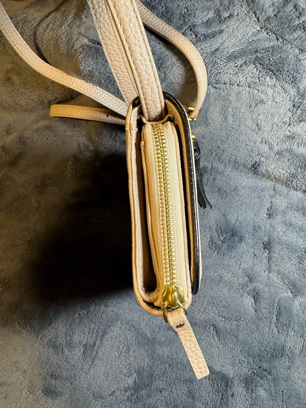 Kate Spade New York Chester Street Avie leather crossbody, in Almond